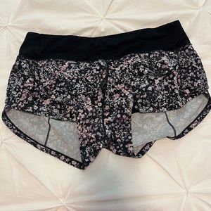 Lulu Lemon shorts, size 6, 2.5 inch